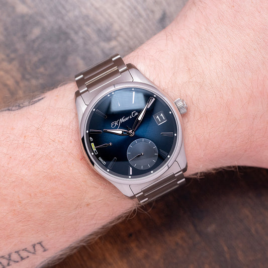 2017 H.Moser & Cie Pioneer Perpetual Calendar Midnight Blue 43mm 3800-1200