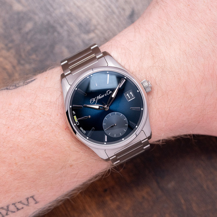 2017 H.Moser & Cie Pioneer Perpetual Calendar Midnight Blue 43mm 3800-1200