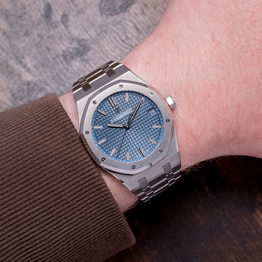 2016/17 Audemars Piguet Royal Oak 41mm Blue Dial 15500ST