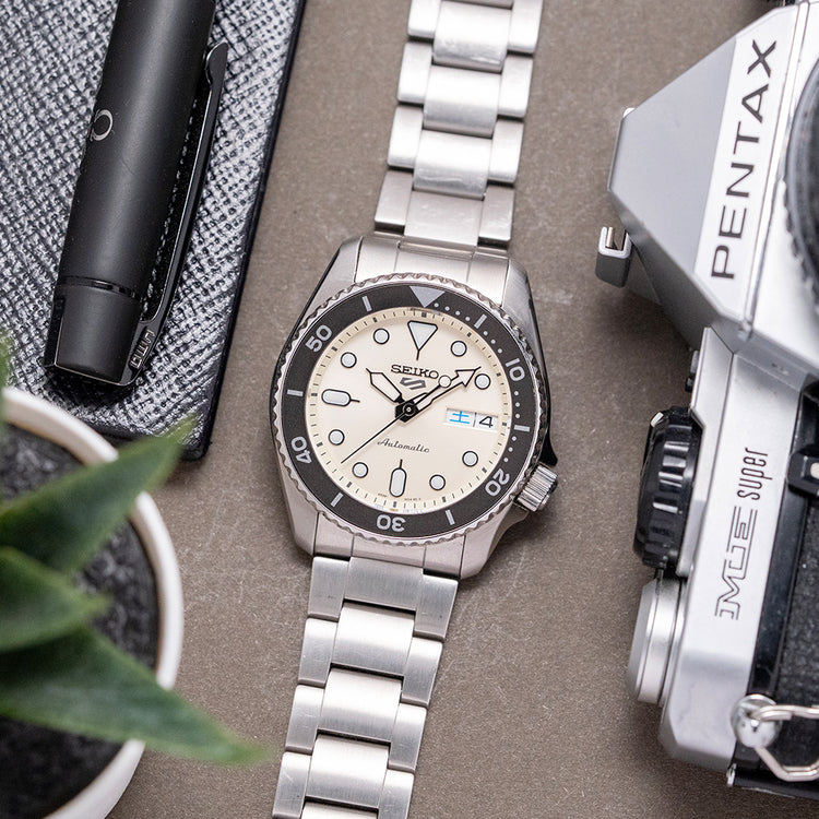 2025 Seiko 5 Sports SKX ‘Midi’ Mono 38mm Auto SRPK31K1