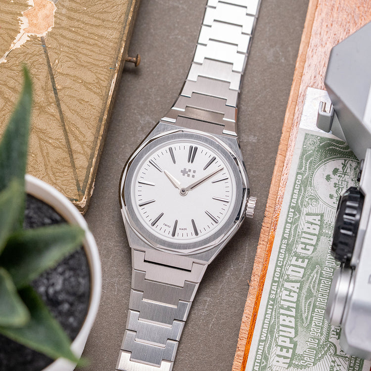 2025 Christopher Ward The Twelve 660 Handwound 38mm