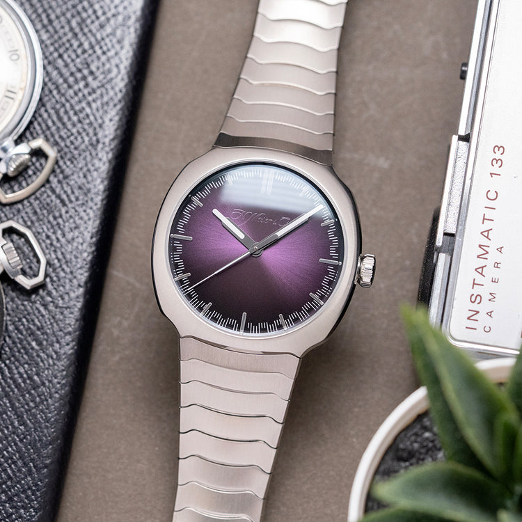 2024 H.Moser & Cie Streamliner Centre Seconds Purple Haze 40mm