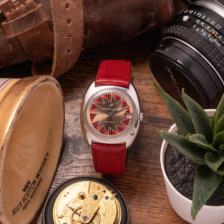 1967 Universal Geneve Unisonic Rare Buzzsaw Dial 852101