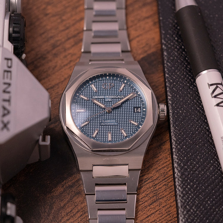 2018 Girard Perregaux Laureato 42 Blue Auto 81010-11-431-11A