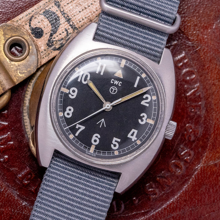 "1975" CWC W10 Military / Hamilton Case 35mm