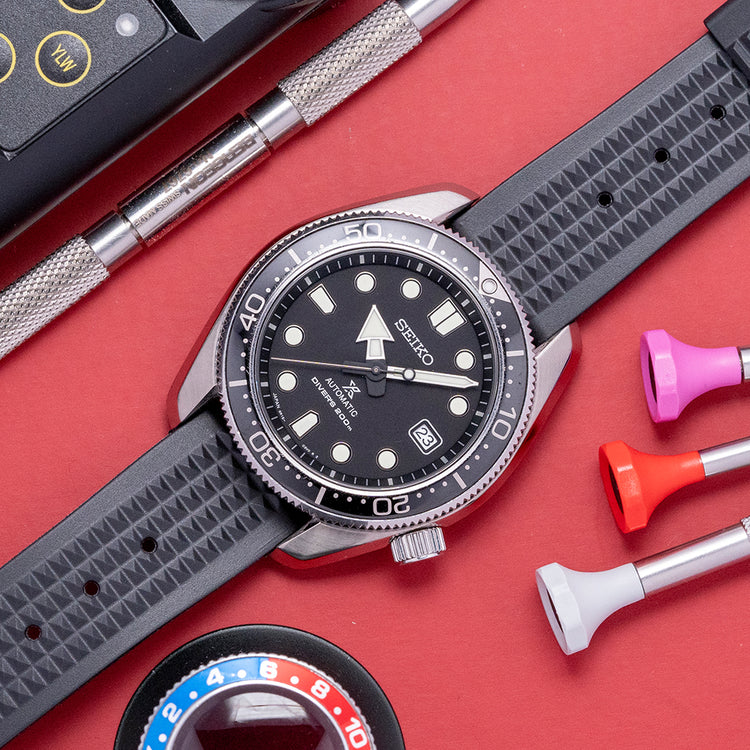 2018 Seiko Prospex Diver Black Automatic 43mm SPB077J1