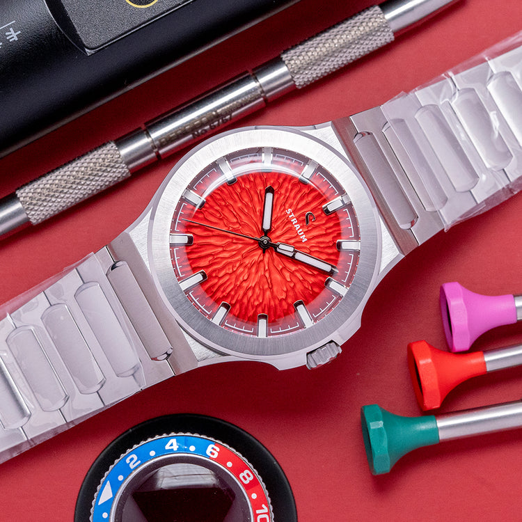 2024 Fratello × Straum Jan Mayen Limited Edition Red 39mm