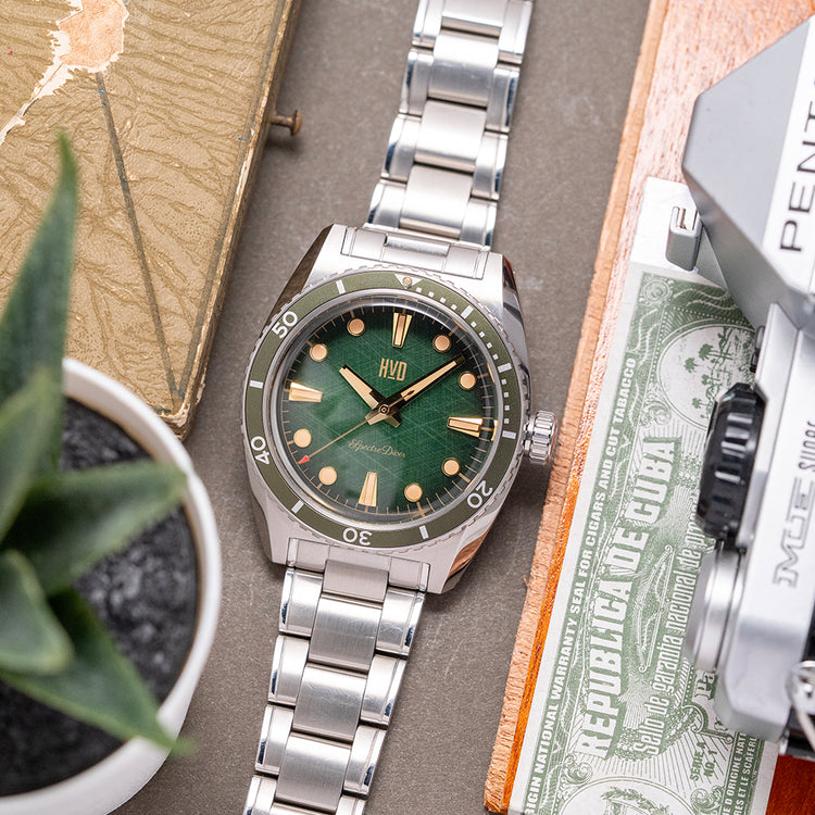 2022 HVD SpectreDiver Emerald Manual Limited Edition 40mm