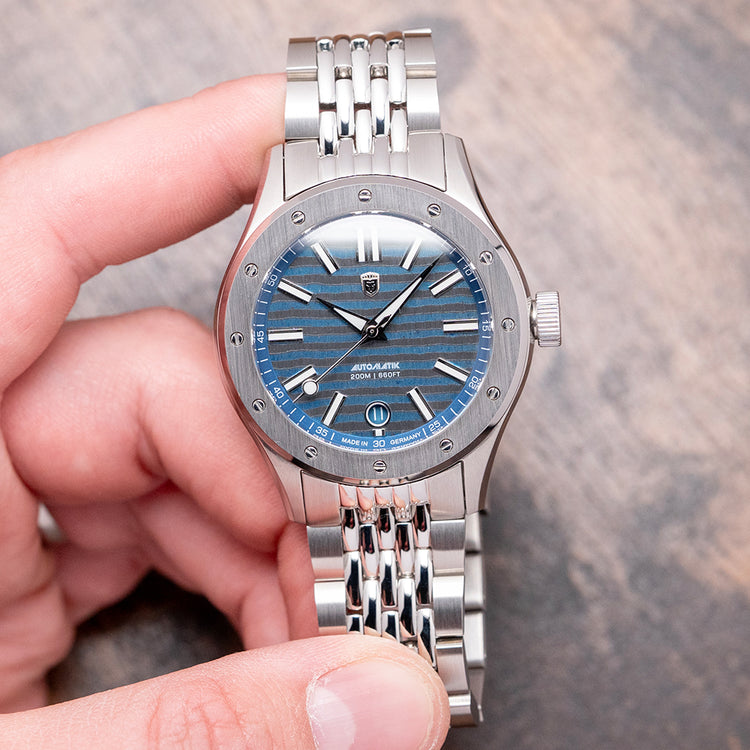 2025 Heinrich Helicoprion ZirkuTi Automatic on Bracelet 39.5mm