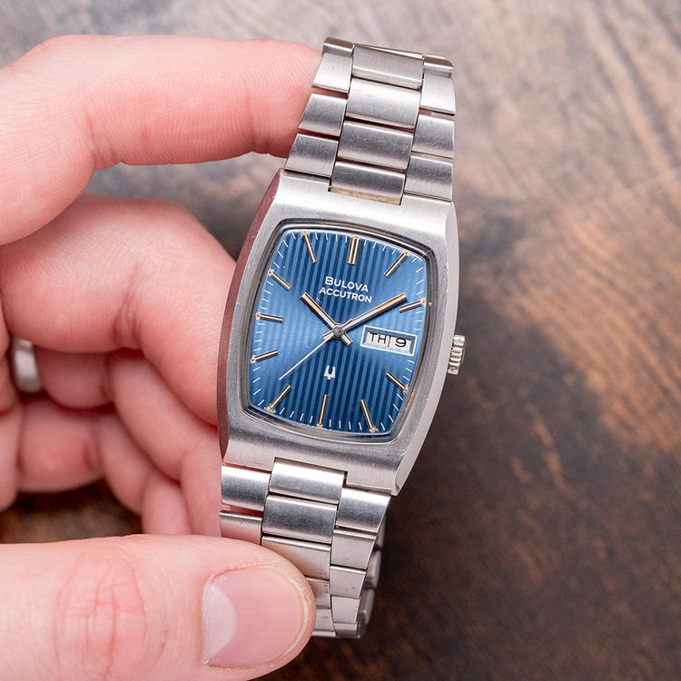 1976 Bulova Accutron Blue Dial on Bracelet 7866 32mm