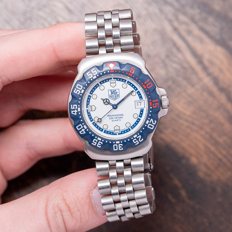 1990s TAG Heuer Professional Formula 1 White/Blue 35mm WA1219