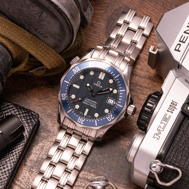 1990s Omega Seamaster 300M Quartz Mid-Size 2561.80.00