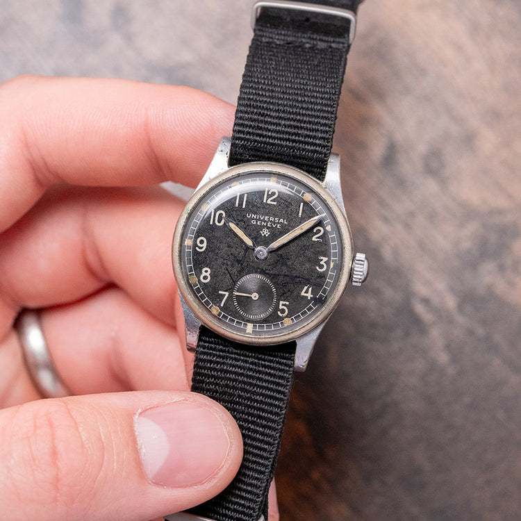 1941 Universal Genève 'Wilhelmina' Black 30mm 31250