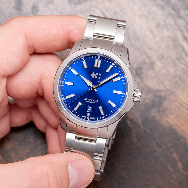 2026 Christopher Ward C63 Sealander Kingfisher Blue 39mm