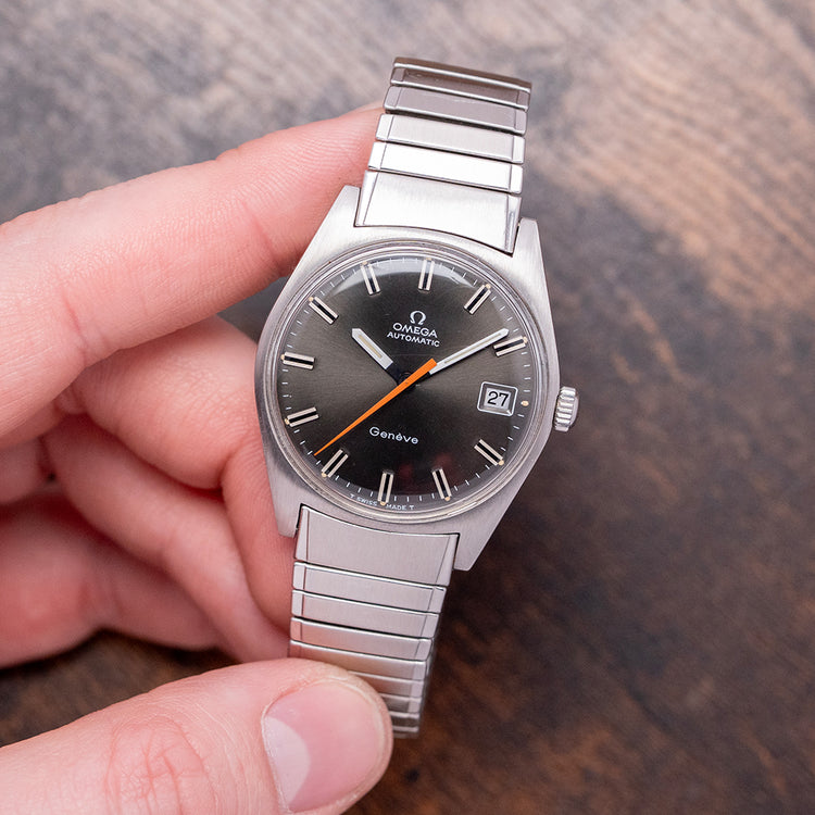 1968 Omega Geneve Auto Date on Omega Fixo 34mm 166.041