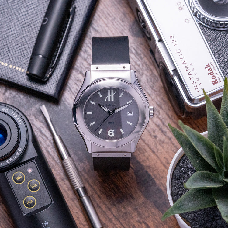 2000s Hublot Elegant MDM Automatic 41mm Grey Dial 1910.1