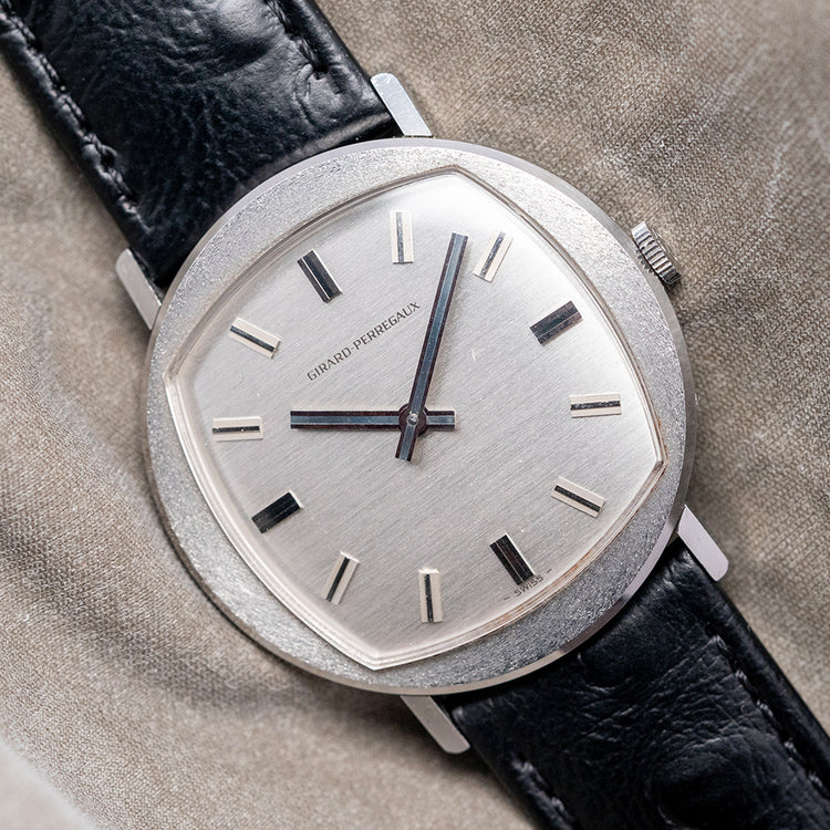 1970s Girard-Perregaux Manual 33.5mm Dress Watch Box & Papers