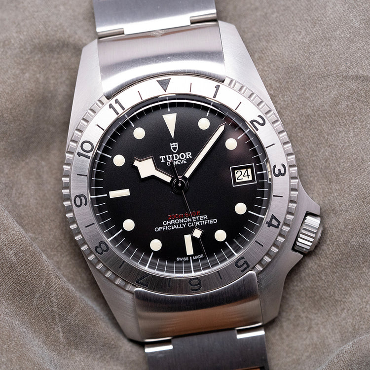 2019 Tudor Black Bay P01 42mm Automatic 70150