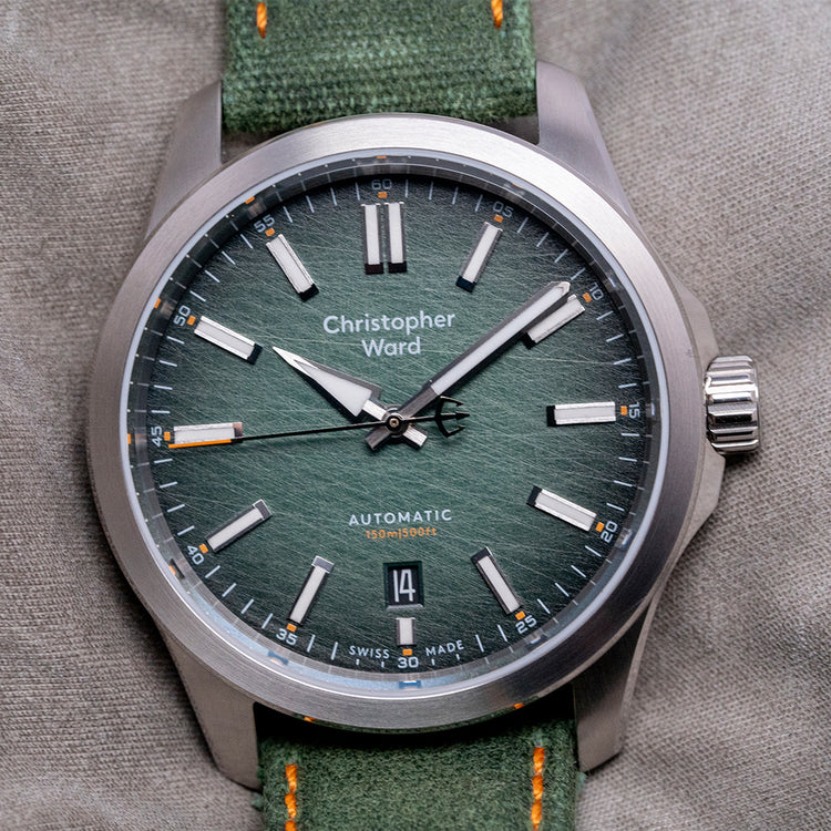 2022 Christopher Ward C63 Sealander 39mm Hunter Green