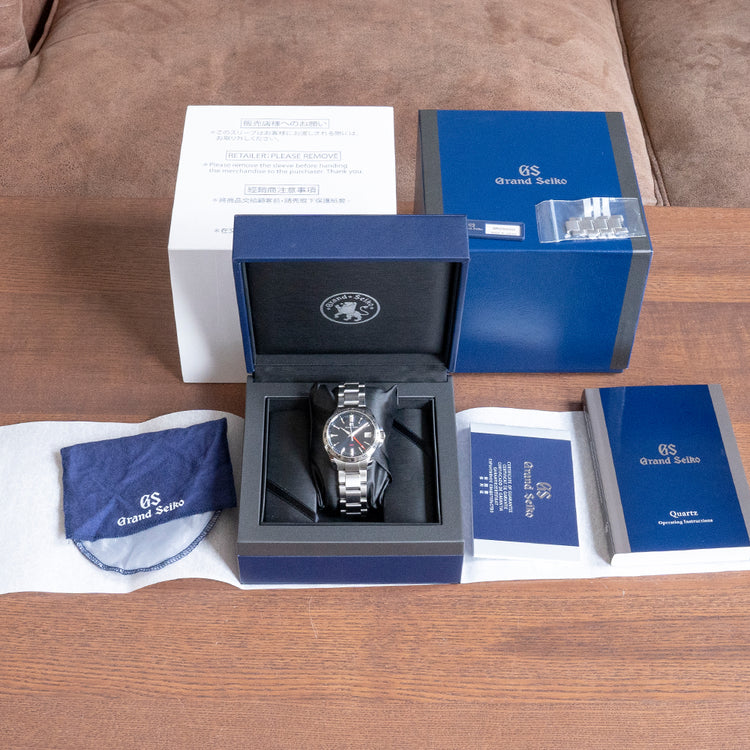 2021 Grand Seiko GMT Quartz Blue SBGN005G on Bracelet