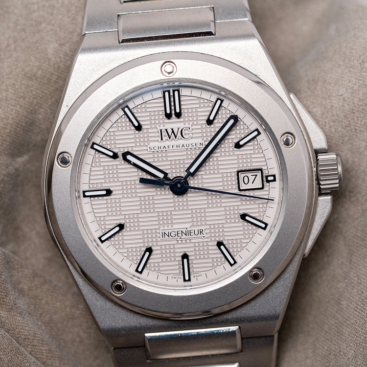 2025 IWC Ingenieur Automatic 40mm Titanium IW328904