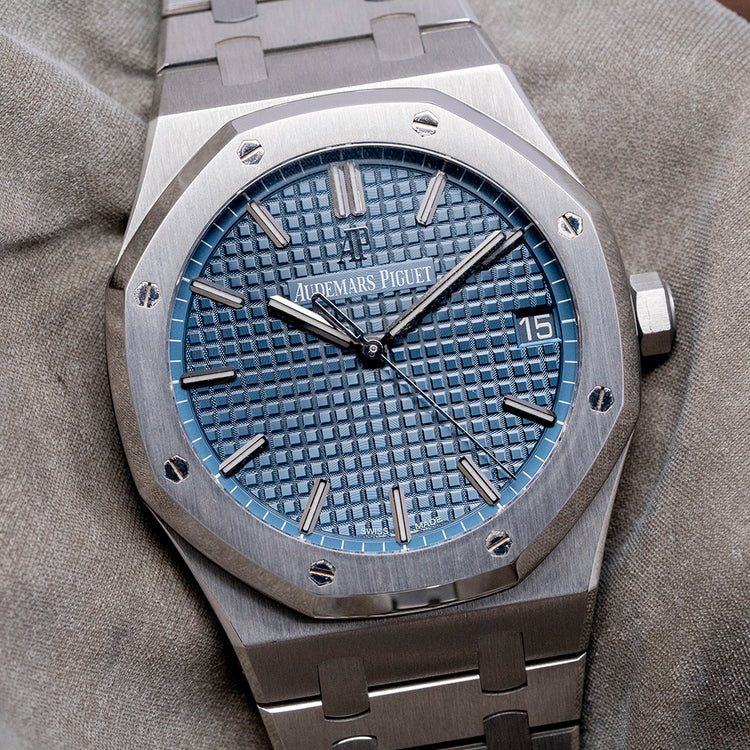 2016/17 Audemars Piguet Royal Oak 41mm Blue Dial 15500ST