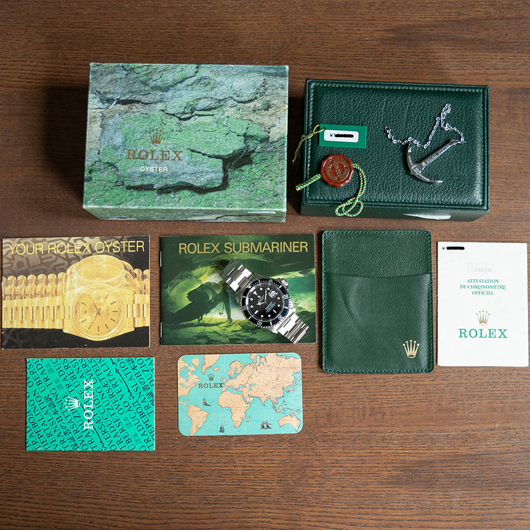 1995 Rolex Submariner Date 16610 Box & Papers