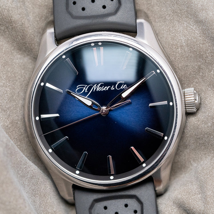 2018 H.Moser & Cie Pioneer Centre Seconds Midnight Blue 43mm 3200-1200
