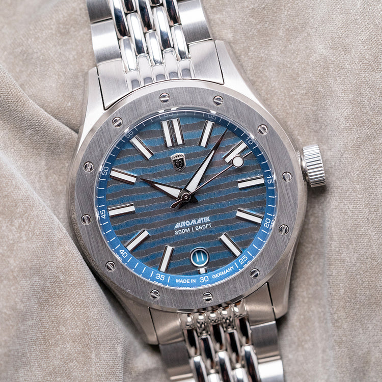 2025 Heinrich Helicoprion ZirkuTi Automatic on Bracelet 39.5mm