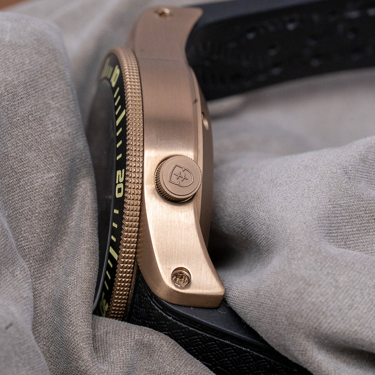 2020 Elliot Brown Automatic 43mm Bronze PVD 101-A12