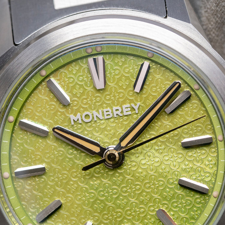 2025 Monbrey MB2 Vintage Begonia Flower Glass HK Limited 37.5mm