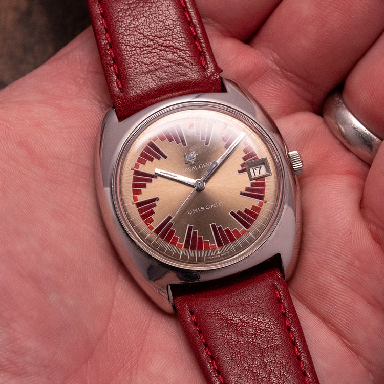1967 Universal Geneve Unisonic Rare Buzzsaw Dial 852101