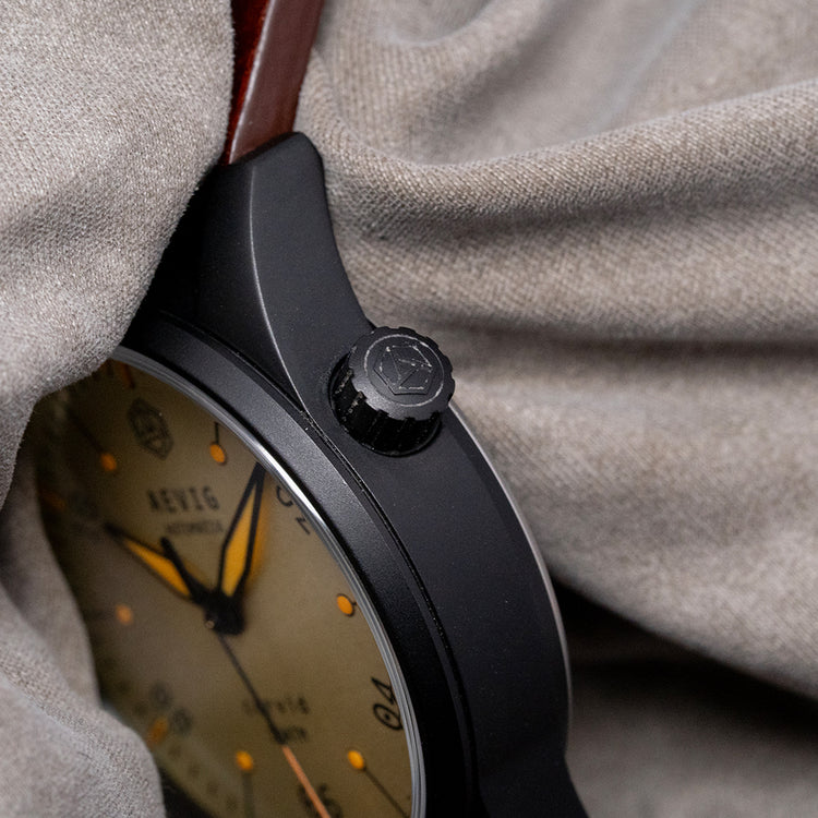 2018 Aevig Corvid Automatik DLC 40mm