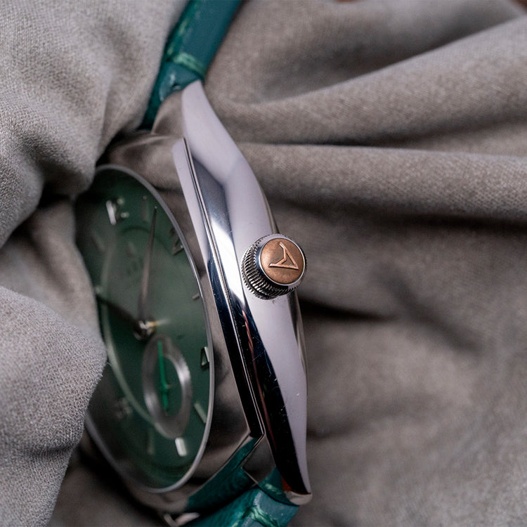 2022 Farer Mansfield Green Cushion Case 38.5mm