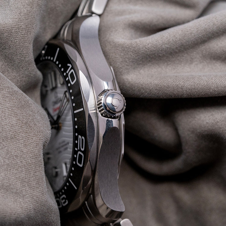 2019 Omega Seamaster Diver 300M 42mm White 210.30.42.20.04.001