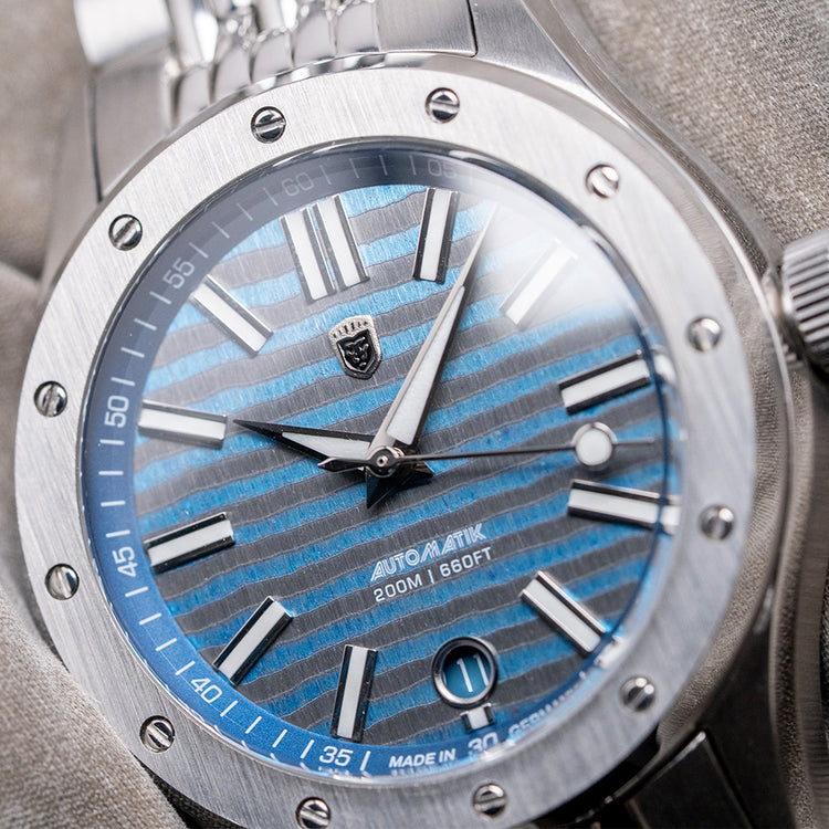2025 Heinrich Helicoprion ZirkuTi Automatic on Bracelet 39.5mm