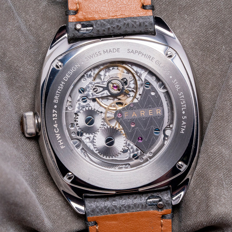 2022 Farer Durham Salmon Cushion Case 38.5mm