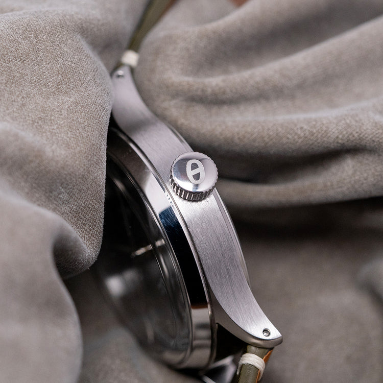 2020s Studio Underd0g 02SERIES Midnight 37mm