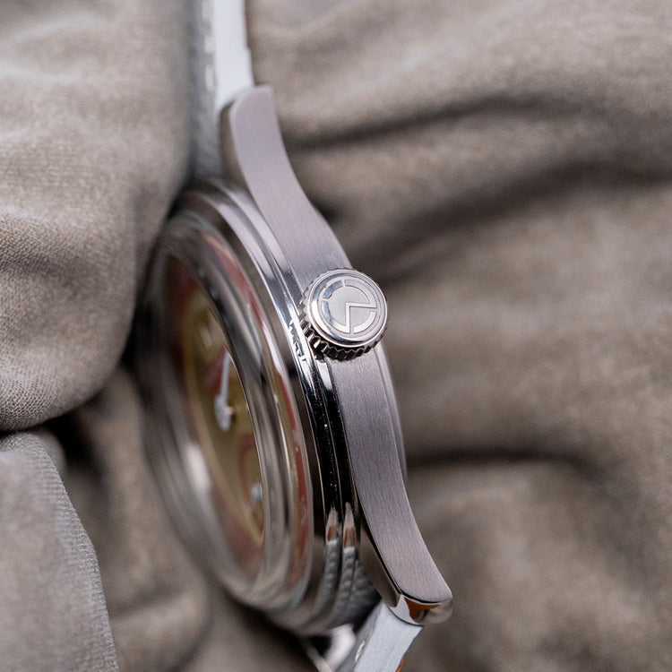 2025 Pierre Paulin Jumping Hour Automatic 'Beige Red' 38mm