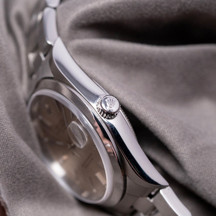 2002 Rolex Oyster Perpetual Date Silver Dial 34mm 15200