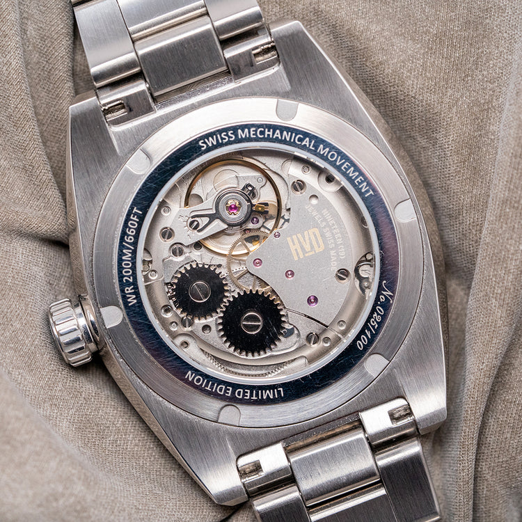 2022 HVD SpectreDiver Emerald Manual Limited Edition 40mm