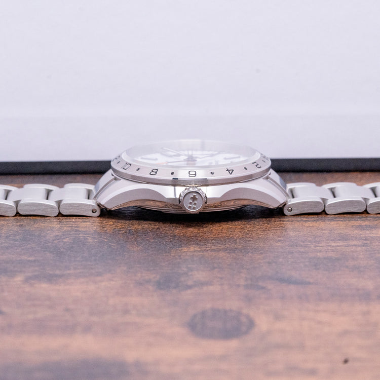 2024 Christopher Ward C63 Sealander GMT 39mm