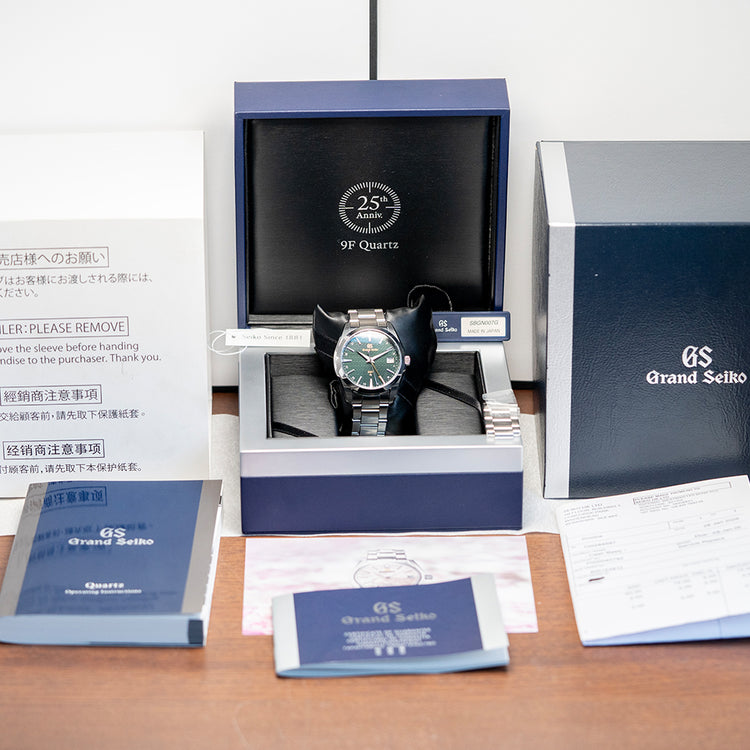 2018 Grand Seiko 9F GMT 25th Anniversary Green 40mm SBGN007