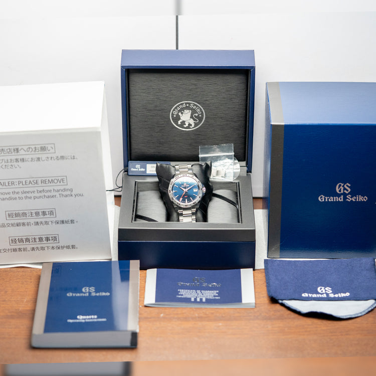 2021 Grand Seiko GMT Quartz Blue 39mm SBGN005G