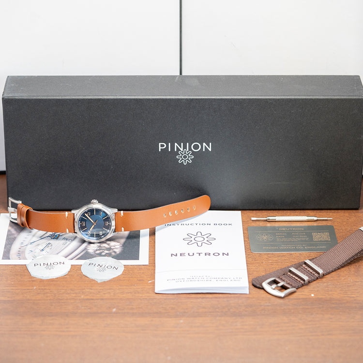 2022 Pinion Neutron ST-BL Blue 38.5mm Automatic on Strap