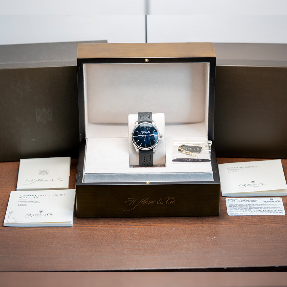 2018 H.Moser & Cie Pioneer Centre Seconds Midnight Blue 43mm 3200-1200