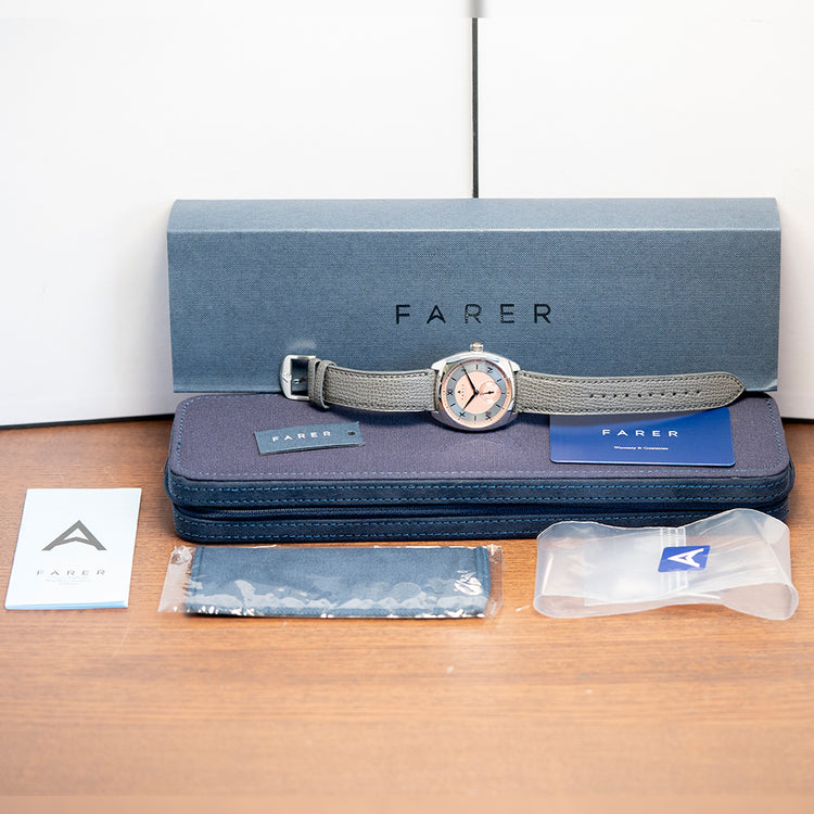 2022 Farer Durham Salmon Cushion Case 38.5mm