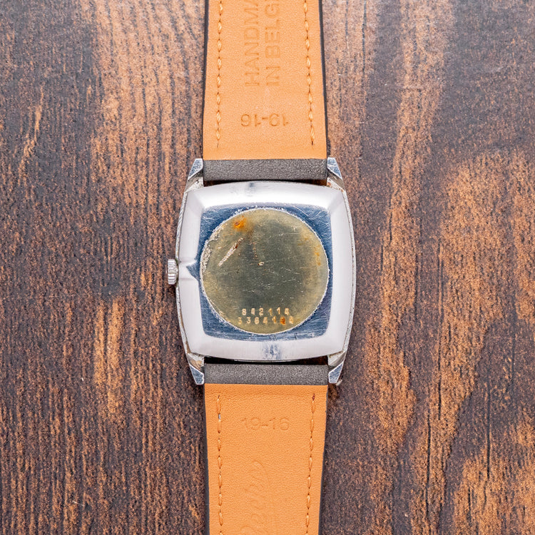 1967 Universal Geneve 'Tank' Manual 28x35mm 842114