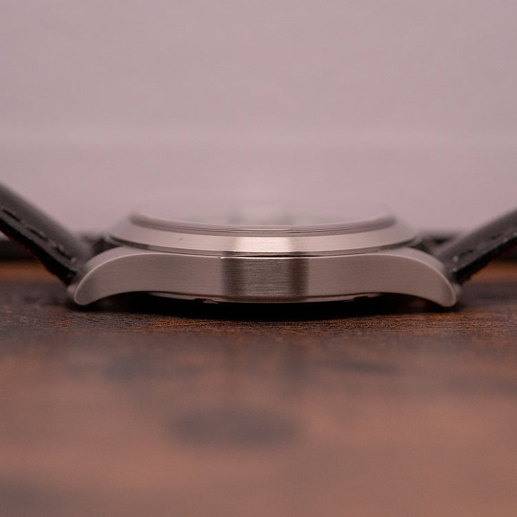 2018/19 Vertex M100 Manually Wound "Dirty Dozen" + Straps