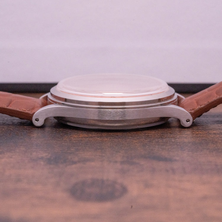 2022 Time This Salmon Dial Meca-Quartz Chrono 38mm